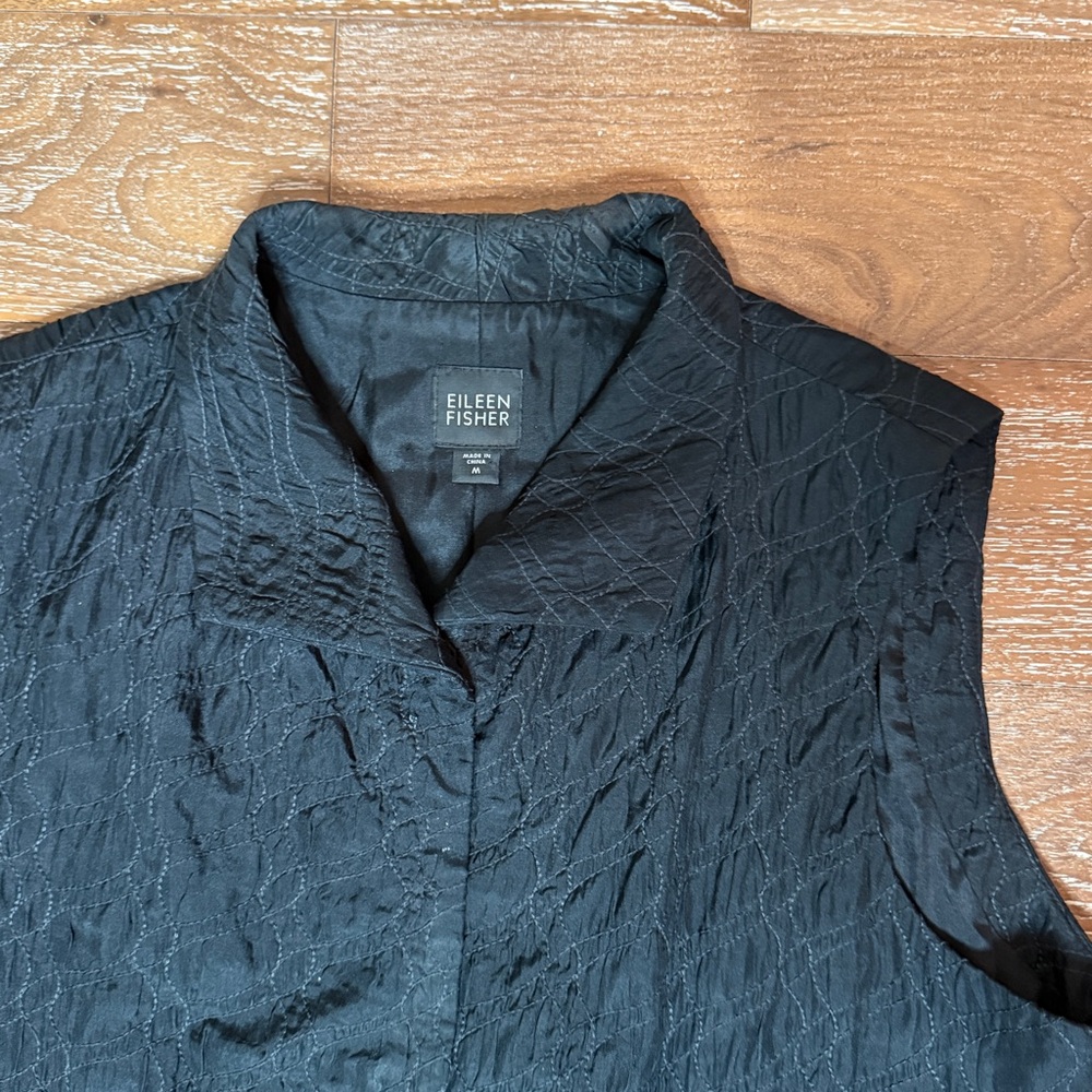 Eileen Fisher Quilted 100% Silk Black Vest - Women’s Medium - Picture 4 of 9